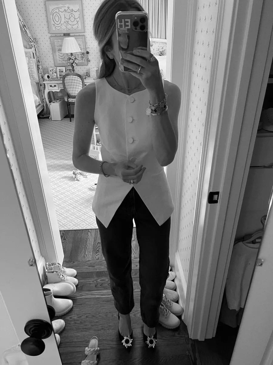 linen top black and white easy outfit