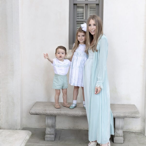 family baby shower portrait with mint green grandmillennial outfits