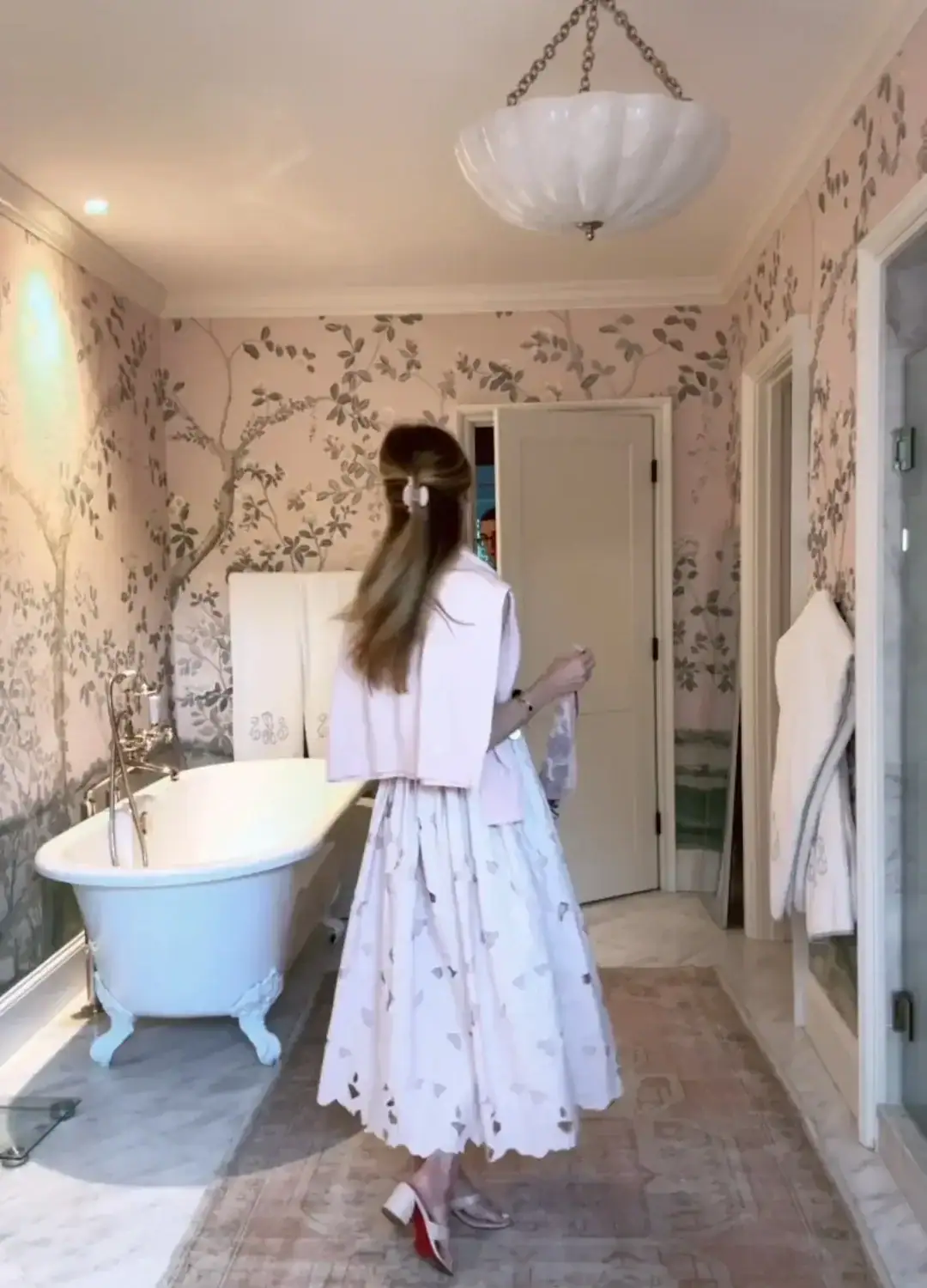 erdem pink dress masters outfit