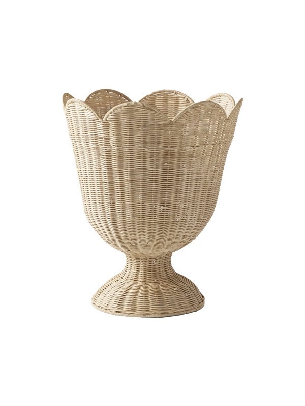 Scallop rattan vase