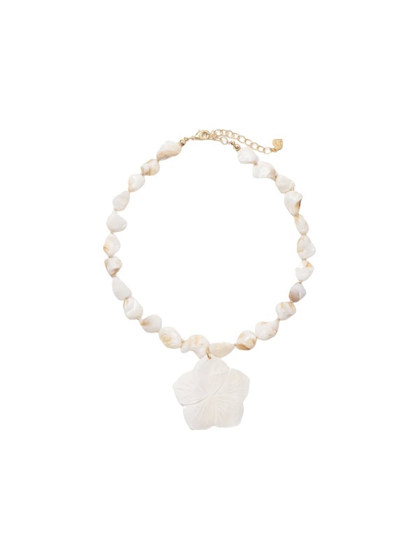 shell necklace